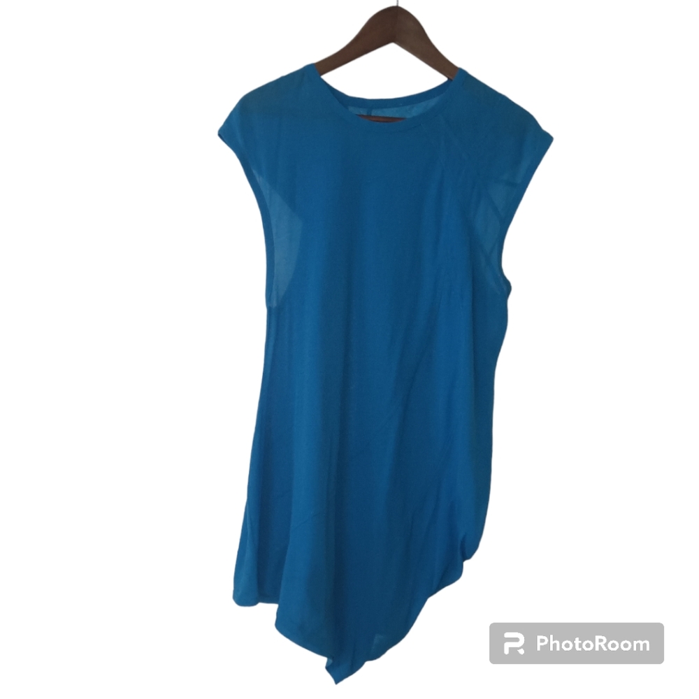 Jason Wu. Muscle Tee Shirt 💙 Beach ⛱️ Coverup.